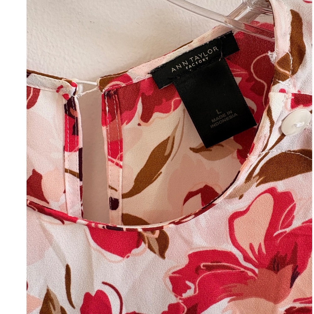 Ann Taylor Factory Pink Floral Sleeveless Blouse Keyhole Neck Top Size Large - Picture 5 of 6